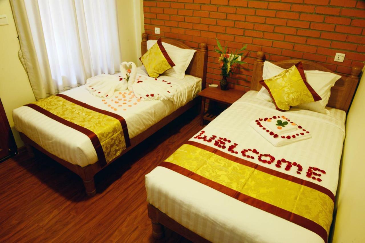 A Little Bit Of Bagan Hotel Esterno foto